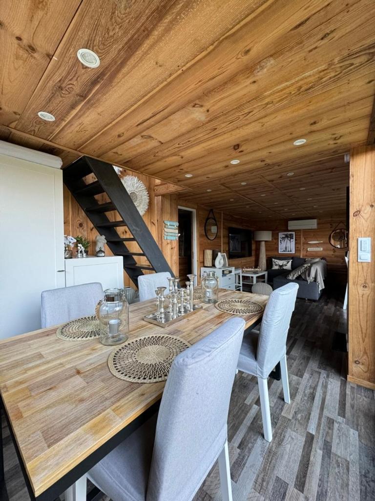 Chalet Et Jaccuzy Sur La Plage Biscarrosse Exterior photo